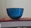+++ VINTAGE SCANDI " ORREFORS -SWEDEN " BLUE GLASS BOWL +++ Carousel 4