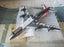 Scale 1/400 Dragon Wings - Boeing B747-200 CP Air Carousel 8