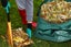 Heavy Duty Outdoor Leaf Collection Bag Foldable Garden Yard Waste Tarp Carousel 8