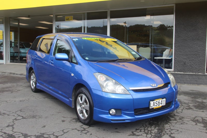 2004 Toyota Wish