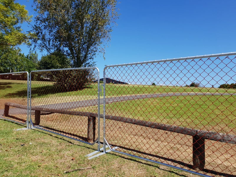 Temporary Fencing - Construction Barriers "Econo" Series Carousel 1