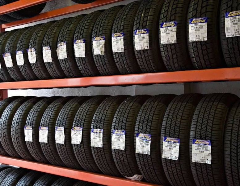 Industrial Tyre Racking 2.5H x 2.93L x 0.6D 2000kg/Level Carousel 1