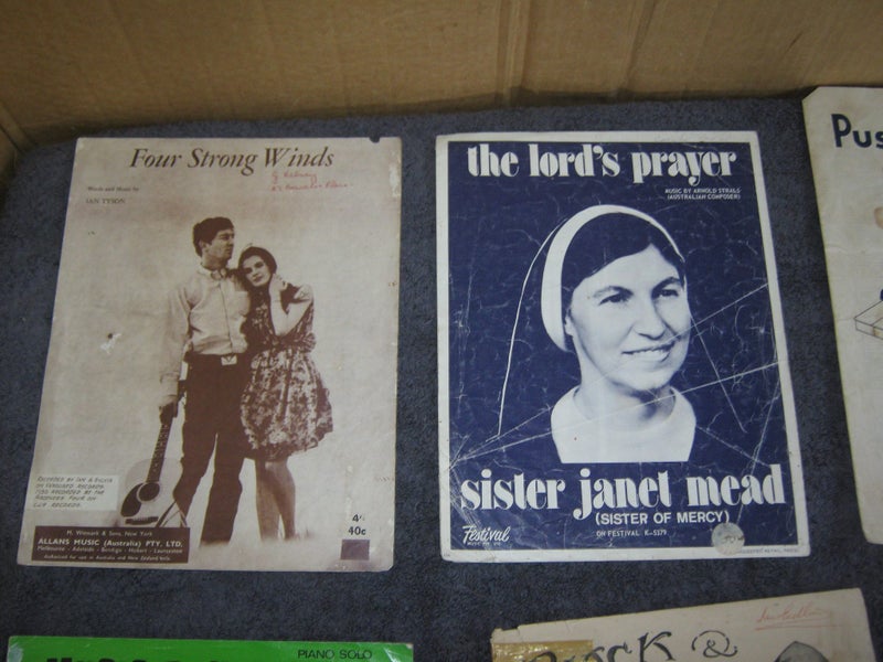 8 x Sheet Music Four Strong Winds & others retro to old Carousel 2