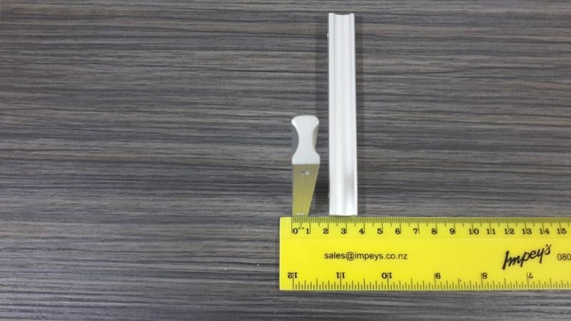 Handles - 96mm Alluminium handles Carousel 4