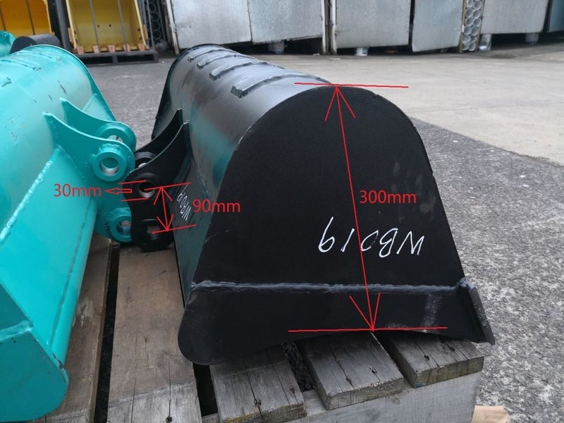 on sale - 1000mm wide Weed Bucket for 1.5 ton digger Carousel 3