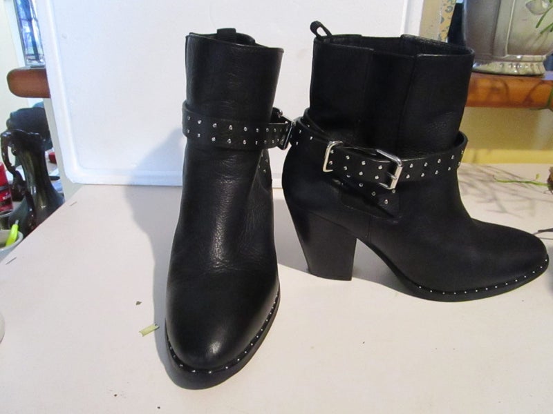 country ankle boots