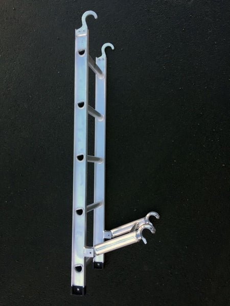 1.3m Ladder Carousel 1