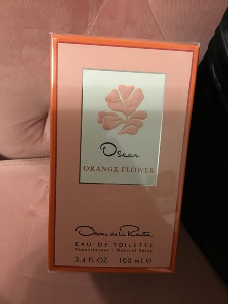 oscar de la renta orange flower