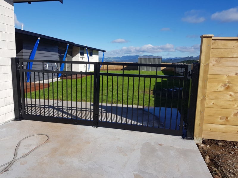 EasyGate Manor Double Swing Security Gate 1.2 m high x 3.6m wide62863870283906117