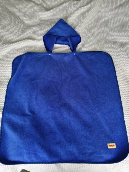 Fleece Stroller Blanket With Detachable Hood Carousel 1