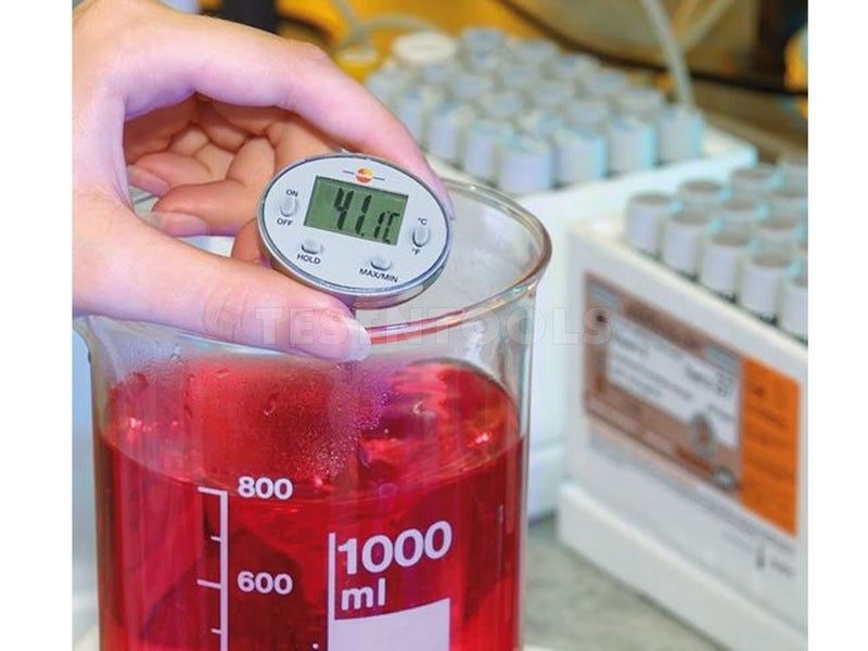 Testo Waterproof Mini Thermometer 1113 Carousel 4