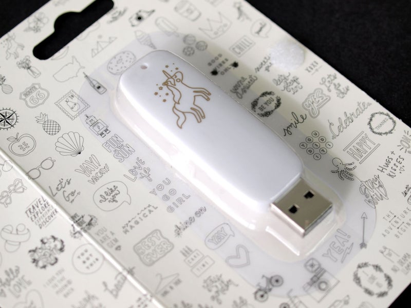 We R Memory Keepers - Foil Quill Design Drives -Icons and Words (200 designs) Carousel 1