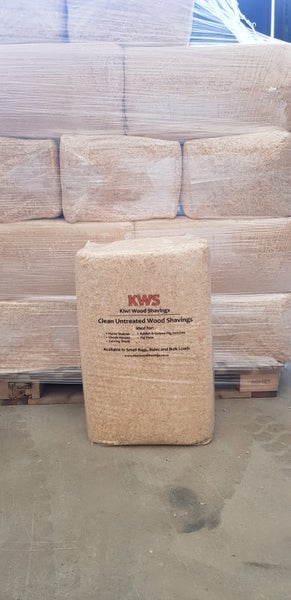 Untreated Pine Wood Shavings Mini Bale Carousel 1