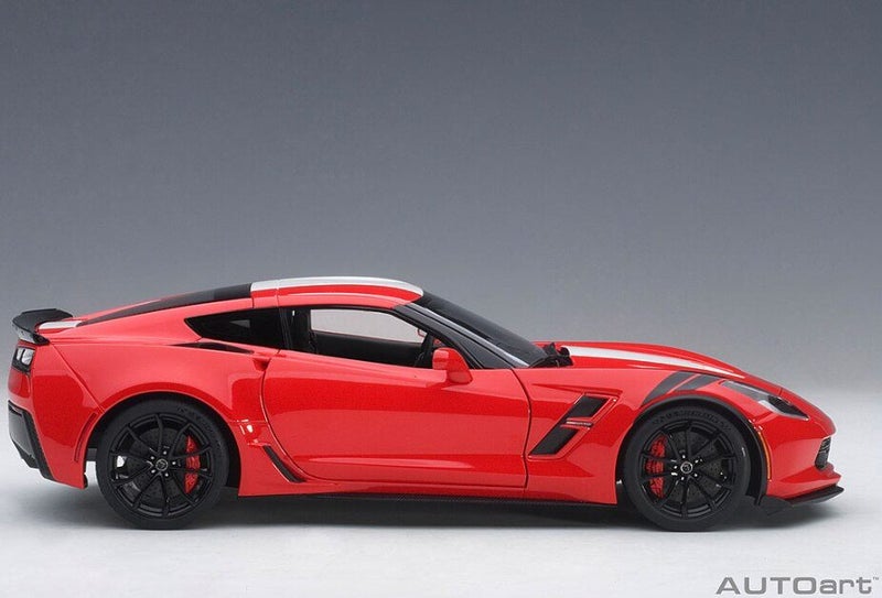 AUTOart 1/18 71274 Die-Cast Corvette Grand Sport - Red Carousel 2