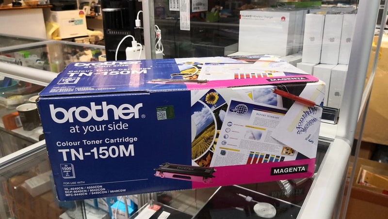 Brother TN150 Magenta Toner Cartridge "Passed Best Before" Carousel 1