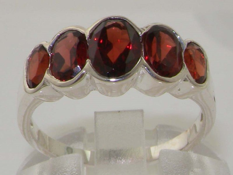9ct White Gold Garnet ring Womens Band Ring Carousel 1
