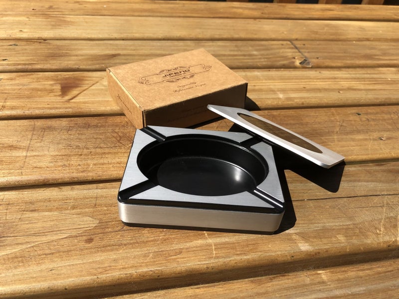 Table Ashtray (YB-3027) Carousel 1