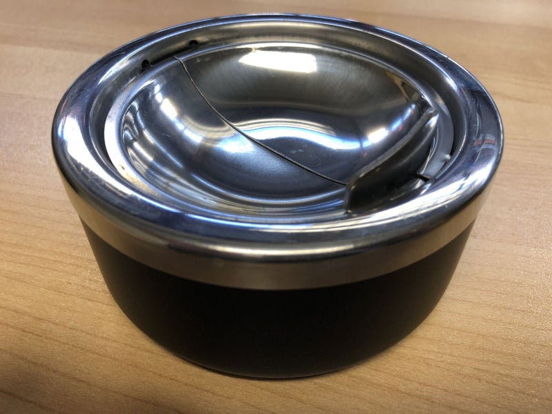 Table Ashtray (AS13A) Carousel 1