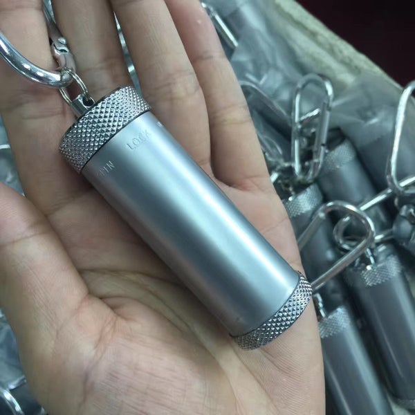 Portable Ashtray (YB-5016, Silver) Carousel 2