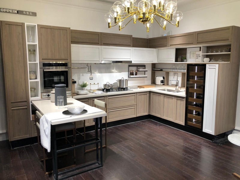 American CUSTOM DESIGNED KITCHEN + Soft Close Carousel 2