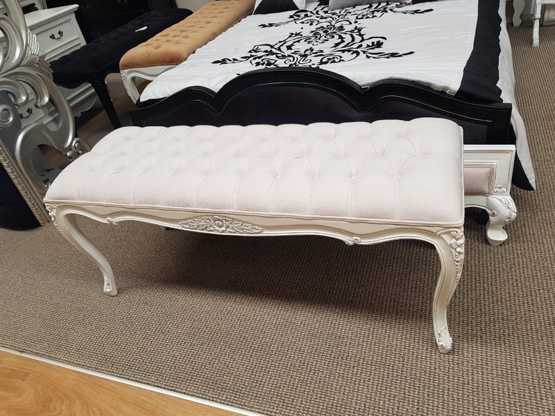 HAUTE BEDROOM BENCH Carousel 3
