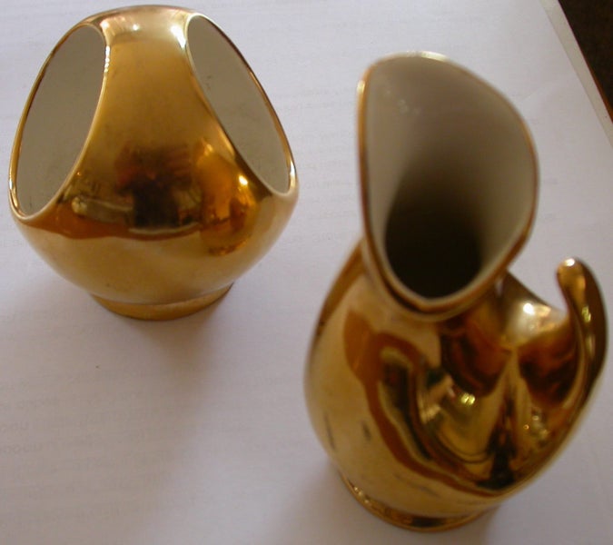 1 PAIR of Lovely MINIATURE GOLD PLATED VASES ~ Crown Devon Carousel 1