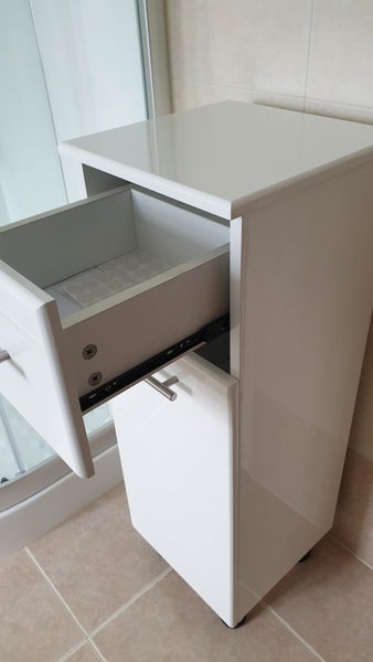 SHORT BATHROOM LAUNDRY STORAGE CABINET Carousel 6