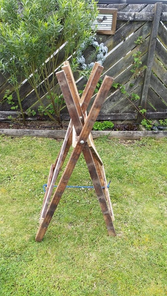 Chainsaw trestle firewood saw horse. New. Log lifter. Carousel 7