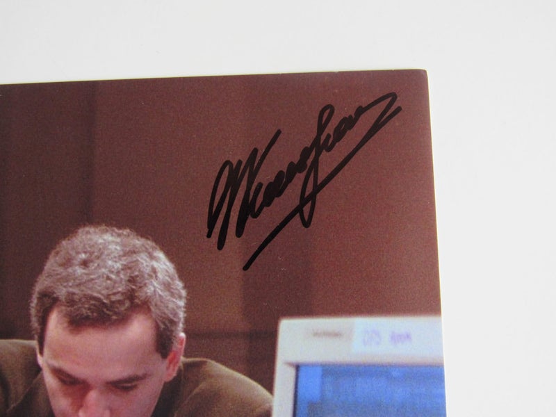 Garry Kasparov "Chess Legend" signed Photograph + Authentication Carousel 2