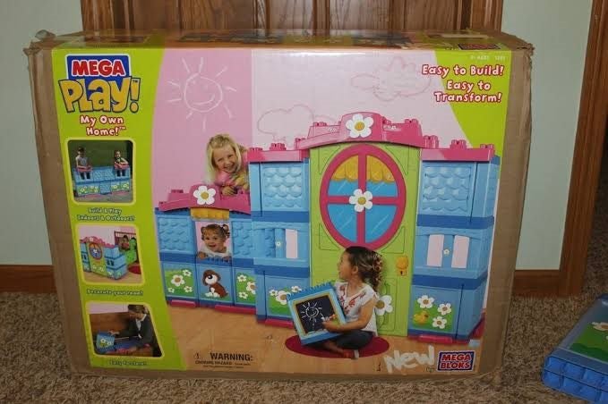 Mega Blocks Play My Own Home Carousel 1