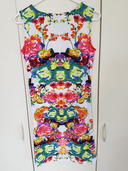 Floral print White Dress Carousel 2