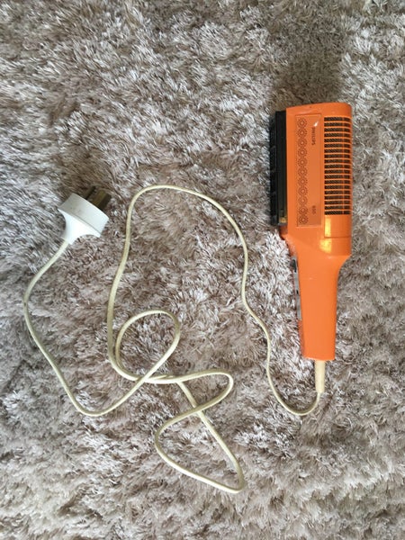 Classic/Vintage PHILIPS Hair Blower/Dryer in good working condition Carousel 1