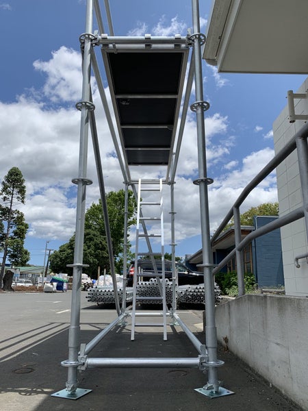 Ringlock Aluminium Hatch Decks with Ladders 3m Carousel 1