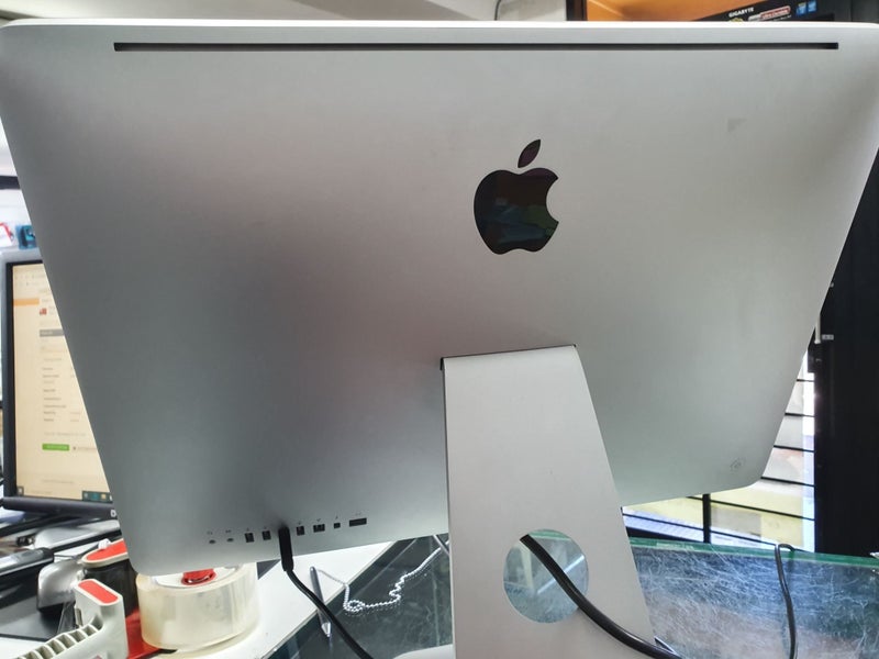 Apple iMac Core i3 With Massive 16GB RAM 500GB HDD HIGH SIERRA Carousel 2