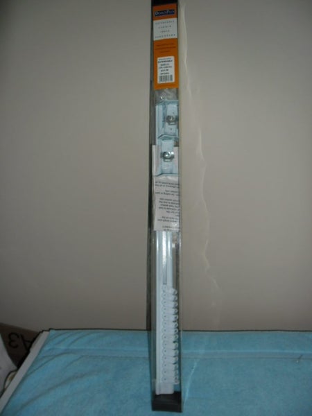 Extendable metal curtain track Carousel 1