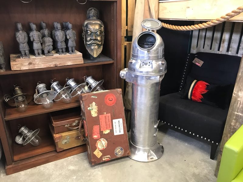 Large ship binnacle/compass [10791] Carousel 14