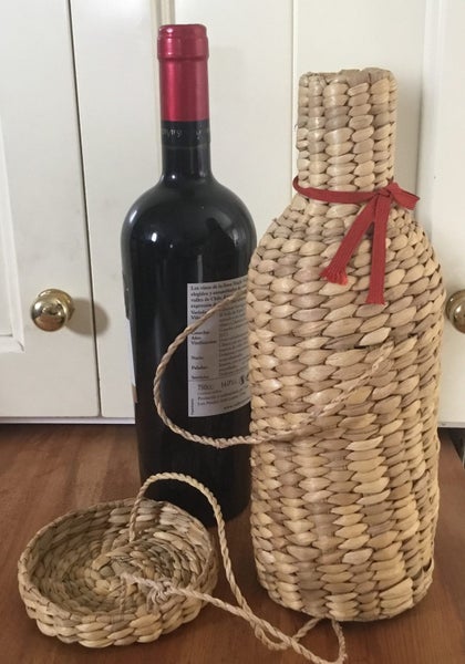 Vintage cane wine bottle holder Carousel 2