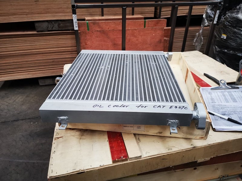 Hydraulic oil cooler for CAT 307C part no: 190-5787 582W*501H*60T LU/RU Carousel 1