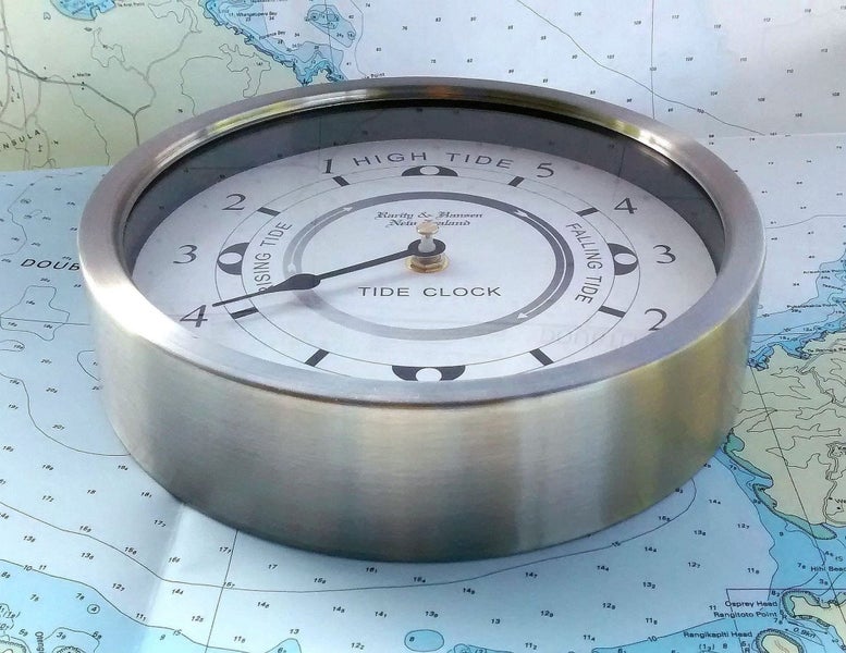 TIDE clock NZ Retailer - 205mm Rarity & Hansen NZ. FREE battery. Wallmounted Carousel 1