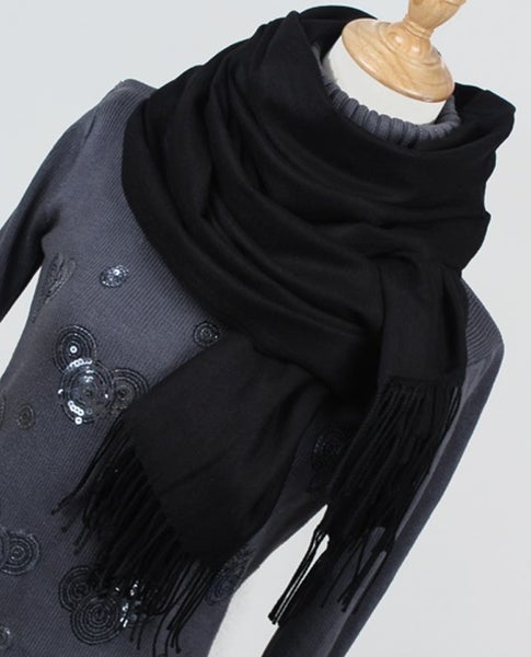 Womans Scarf Black All Seasons PRICE REDUCED629317148124181120
