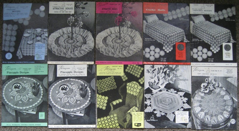 Paragon CROCHET PATTERNS Tablecloths Place mats Doily BOOK Carousel 1