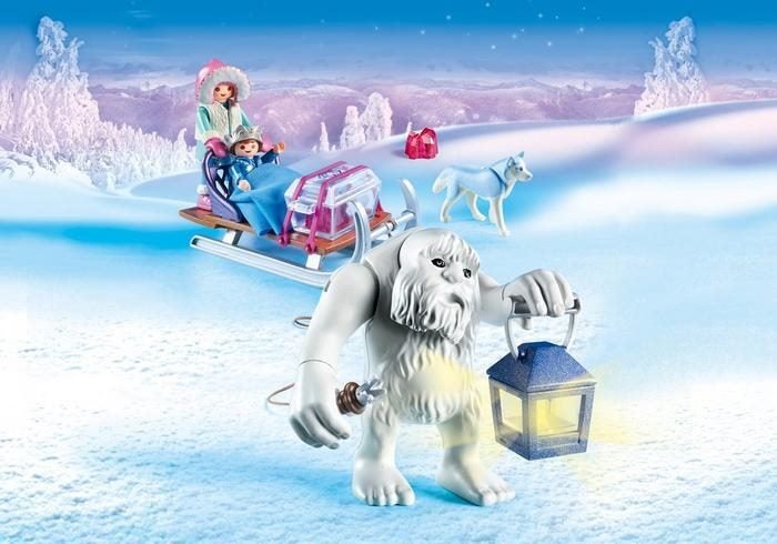 Playmobil Yeti with Sleigh 9473 Carousel 1