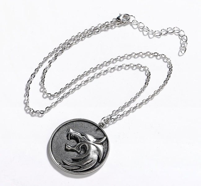 The Witcher, Geralt of Rivia's wolf necklace Carousel 6