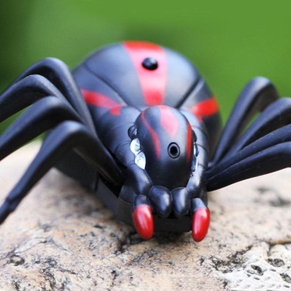 Infrared Remote Control Spider Animal Toy Prank Insects Joke Scary Trick Toys Carousel 2