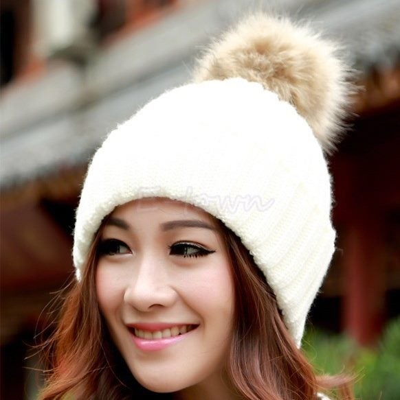 Beanie Pom Pom Beanie REDUCED PRICE 3 colours available62931726713347112