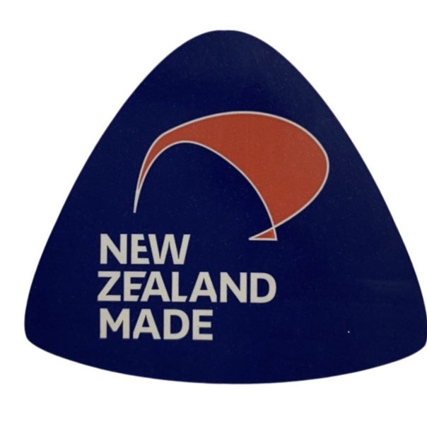 Beautiful solid rimu hall table-FULLY RESTORED Carousel 6