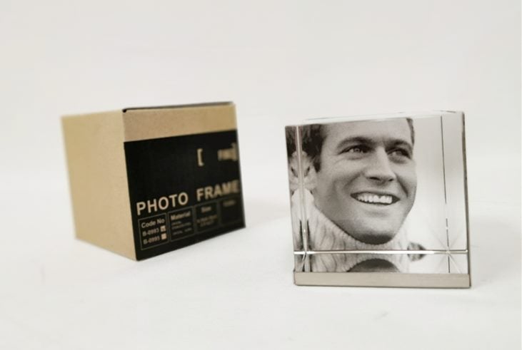 Ice Crystal Glass Cube Picture Frame 12pcs 3 Photos 2.5 x 2.5'' Carousel 2