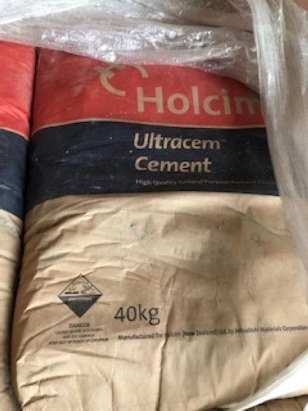 Holcim Cement 40kg Carousel 1