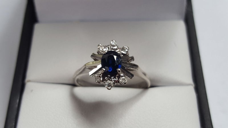 Stunning Vintage 18ct White Gold Sapphire & Eight Cut Diamond Starburst Ring Carousel 1
