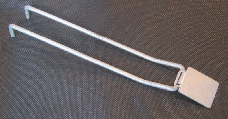 165mm Pegboard Hooks / Display Pegs Carousel 1